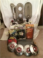 LOT - VINTAGE AUTO PARTS W/ HOLLEY 4-BARREL CARB