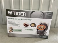 Electric Rice Cooker/Warmer