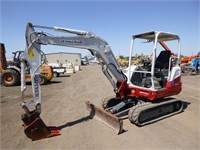 2014 Takeuchi TB240 Hydraulic Excavator