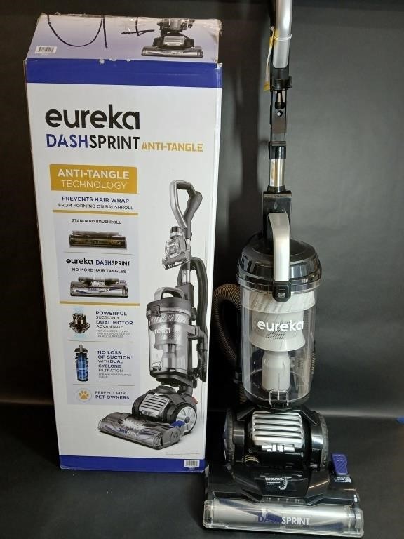 Eureka Dash Sprint Anti-Tangle Vacuum