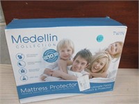 NEW Twin Mattress Protector by Medellin