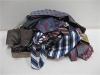 Lot Of Assorted Vintage Neck Ties As Pictured