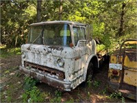 Ford 600 Cabover Flatbed Truck