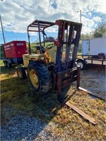 MASSEY FURGUSON DIESEL FORK LIFT MF2200 4,415 HRS