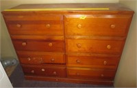 8 drawer dresser, approx. 42" wide