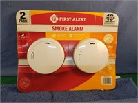 2 smoke alarms