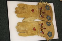 Antique Native American Leather Beaded Gloves