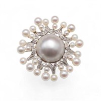 14K White Gold, Diamond & Pearl Brooch or Pin.