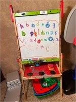 Kids Hape Craft & Paint Station