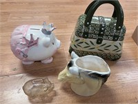 4 PCS lot mixed glass items & piggy banks