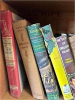 7pc Vintage Novels: Tom Sawyer, Kidnapped etc