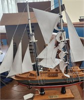 VTG Model Ship ( Blue Nose )