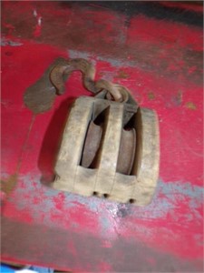 Wooden Double Pulley