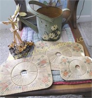 Lot of 6 decorative items on side table
