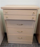 CHEST OF DRAWERS