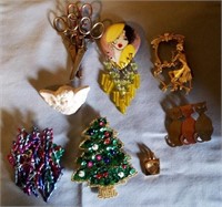 D - MIXED LOT OF COSTUME JEWELRY (J26)