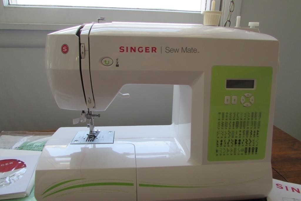 Singer Sew Mate Sewing Machine