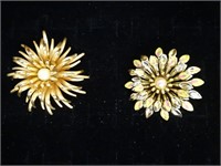 Vtg. Inspired Flower Burst Faux Pearl Brooch