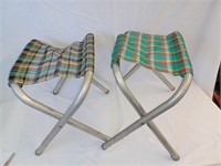 D3) 2 retro camp stools