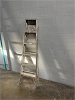 6 foot tall Aluminum Step ladder