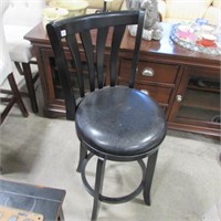 LEATHER SEAT BAR STOOL