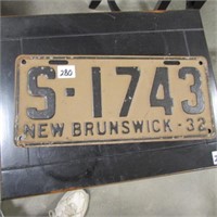 1932 NB LICENCE PLATE