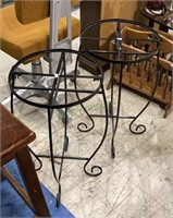 Matching metal accent tables - missing the tops,