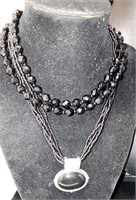 2pc Glass black beads