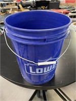 Lowes 5 Gallon bucket