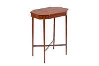 ANTIQUE ENGLISH MAHOGANY OCCASIONAL TABLE