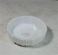 Milkglass dish