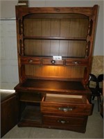 Dresser W/Lighted Hutch