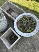 3qty Flower Pots - some concrete