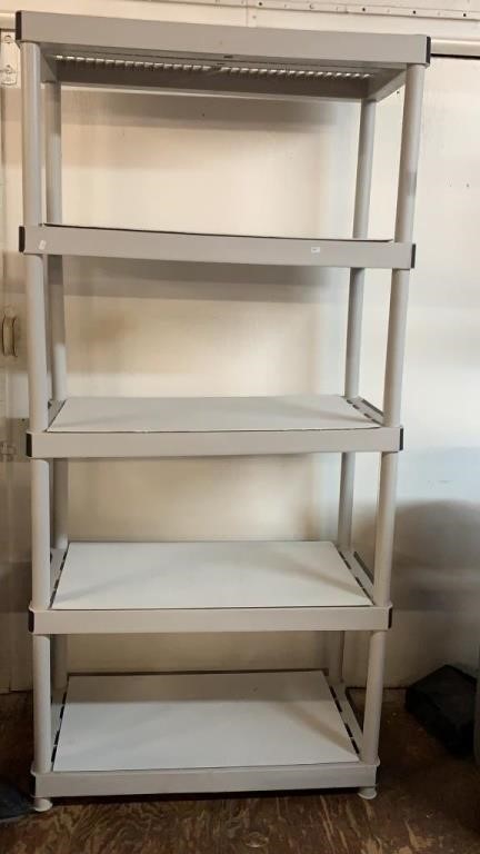 PLASTIC HEAVY DUTY SHELVING WITH FLAT BOARD MATS