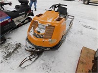 Skidoo Alpine dual track for parts or restore