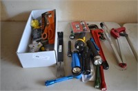 Lot Garage Hand Tools, Flashlights & More
