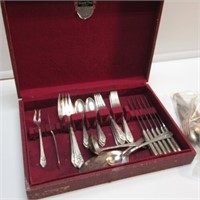 (6) PLACE SETS ROGERS BROS. FLATWARE IN BOX WITH