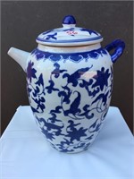 The Bombay Company Porcelain Tea Pot Blue White