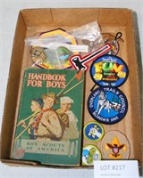 FLAT BOX OF BOY SCOUT & CUB SCOUT COLLECTIBLES