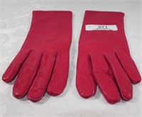 Ladies Pink Leather Gloves