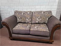 Couch love seat in good condition