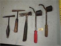 Various Chipping Hammers & Hubcap Removers