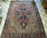 Heriz Room Size Oriental Rug - 9'9" x 13