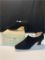 Enzo Angiolini Black Suede Shoes 7.5 size