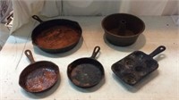 Vintage Cast-Iron Cookware Z12H