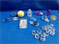 Glass & Plastic Pcs - Balls - Stoppers etc