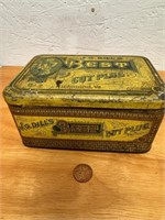 Vintage JG Dills Best Cut Plug Tobacco Tin