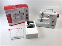 Singer Vivo 1004 Sewing Machine With Box