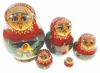(5) Russian Matryoshka Nesting Dolls