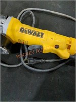 DeWalt 4-1/2" Small Angle Grinder w/Wheel